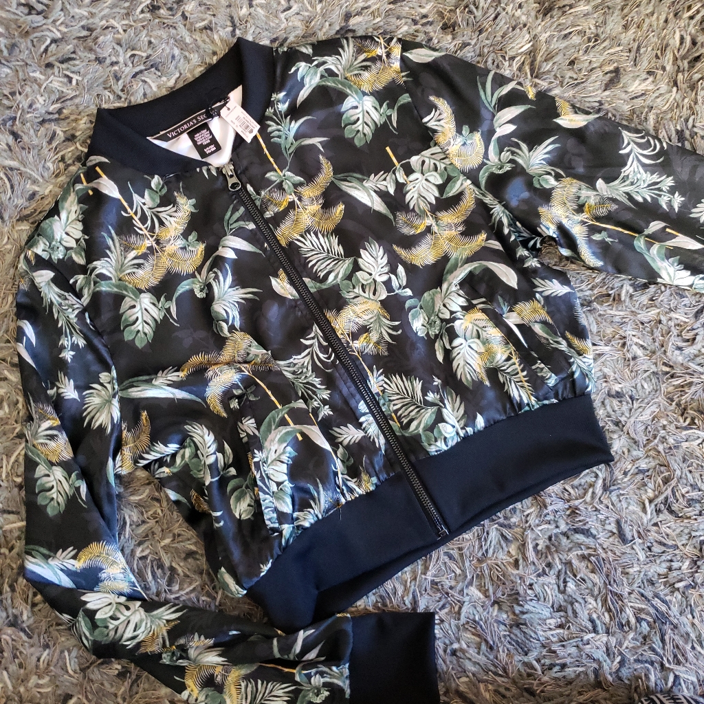 Victoria Secret Lightweight Jacket